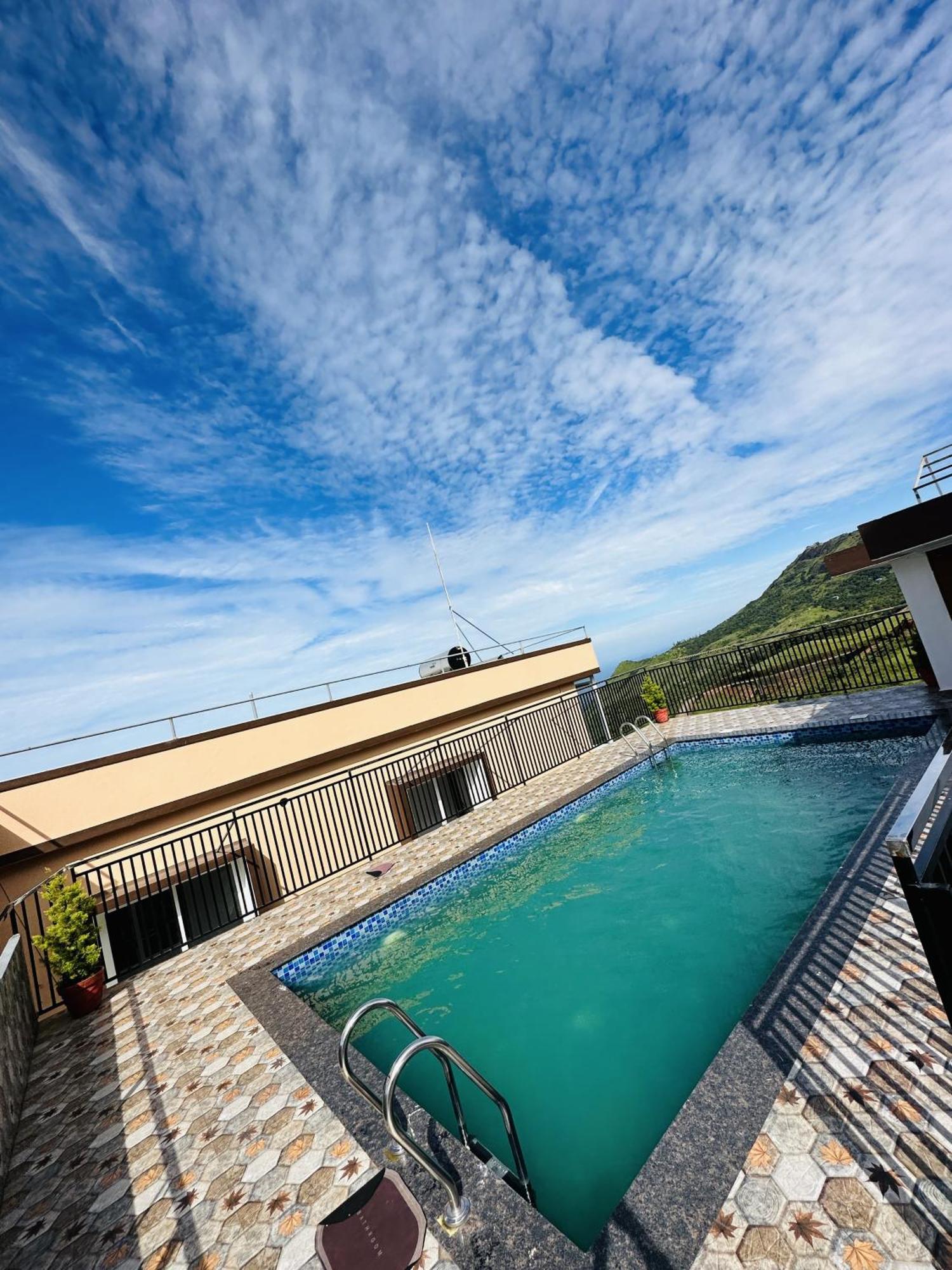 Himasailam Pool Resort Vagamon Eksteriør billede