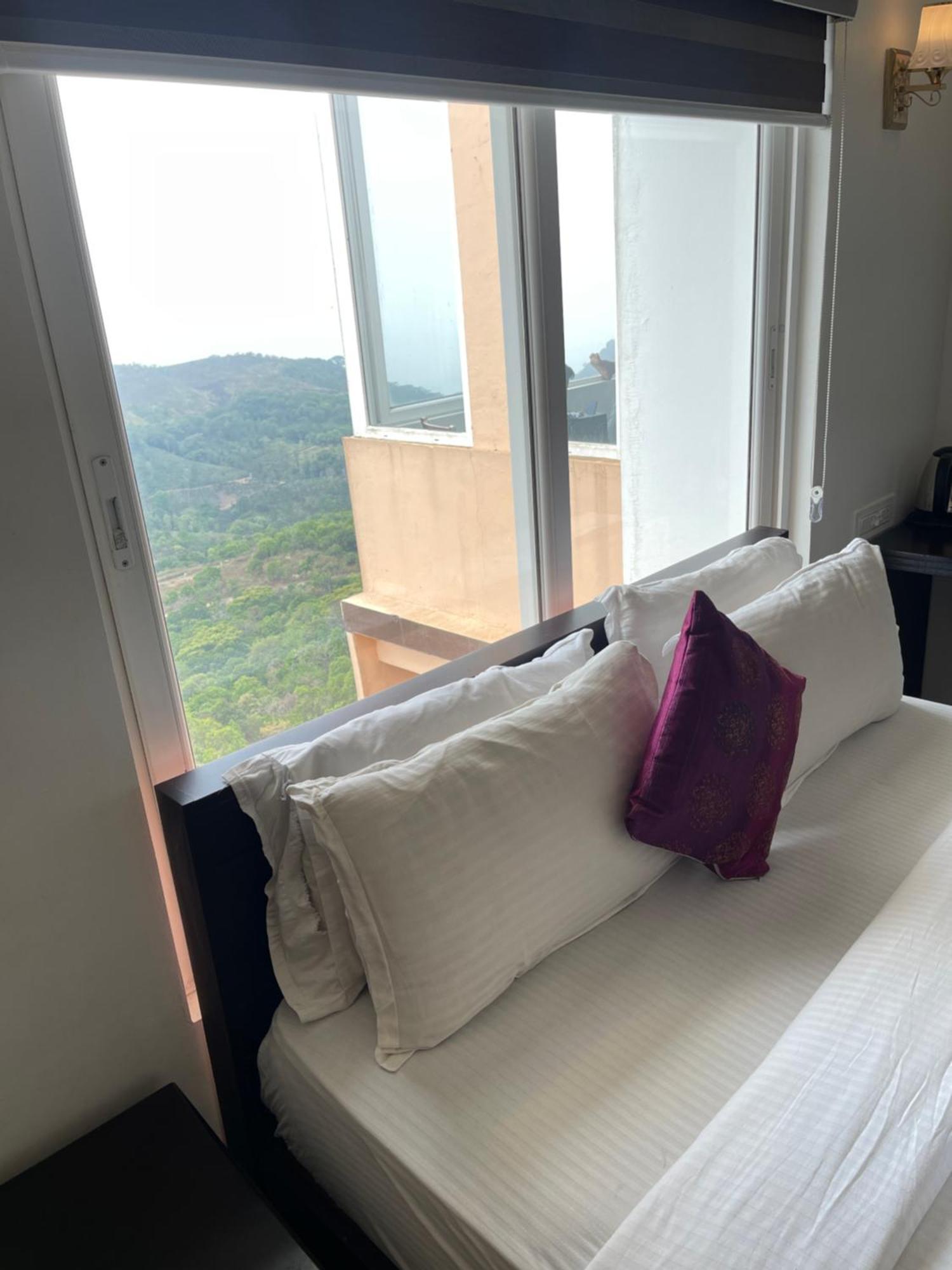 Himasailam Pool Resort Vagamon Eksteriør billede