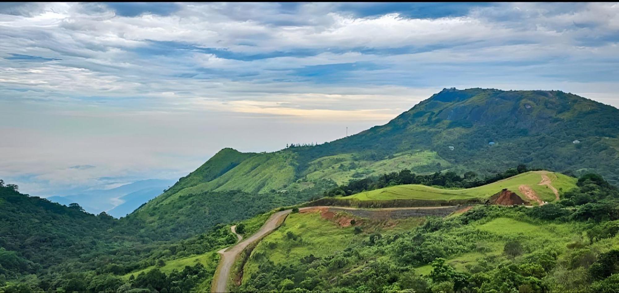 Himasailam Pool Resort Vagamon Eksteriør billede